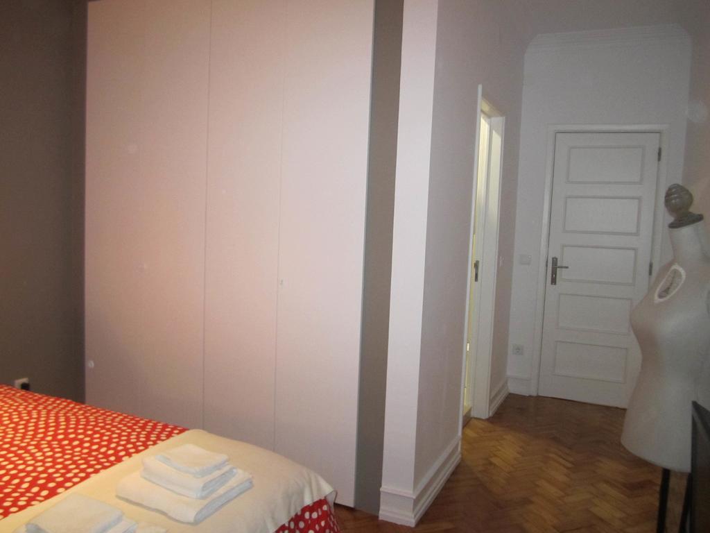 Alvalade II Airport Guest House Lisboa Δωμάτιο φωτογραφία